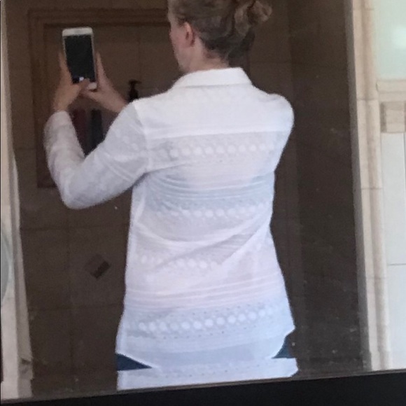 j McLaughlin S embroidered top - Picture 3 of 8